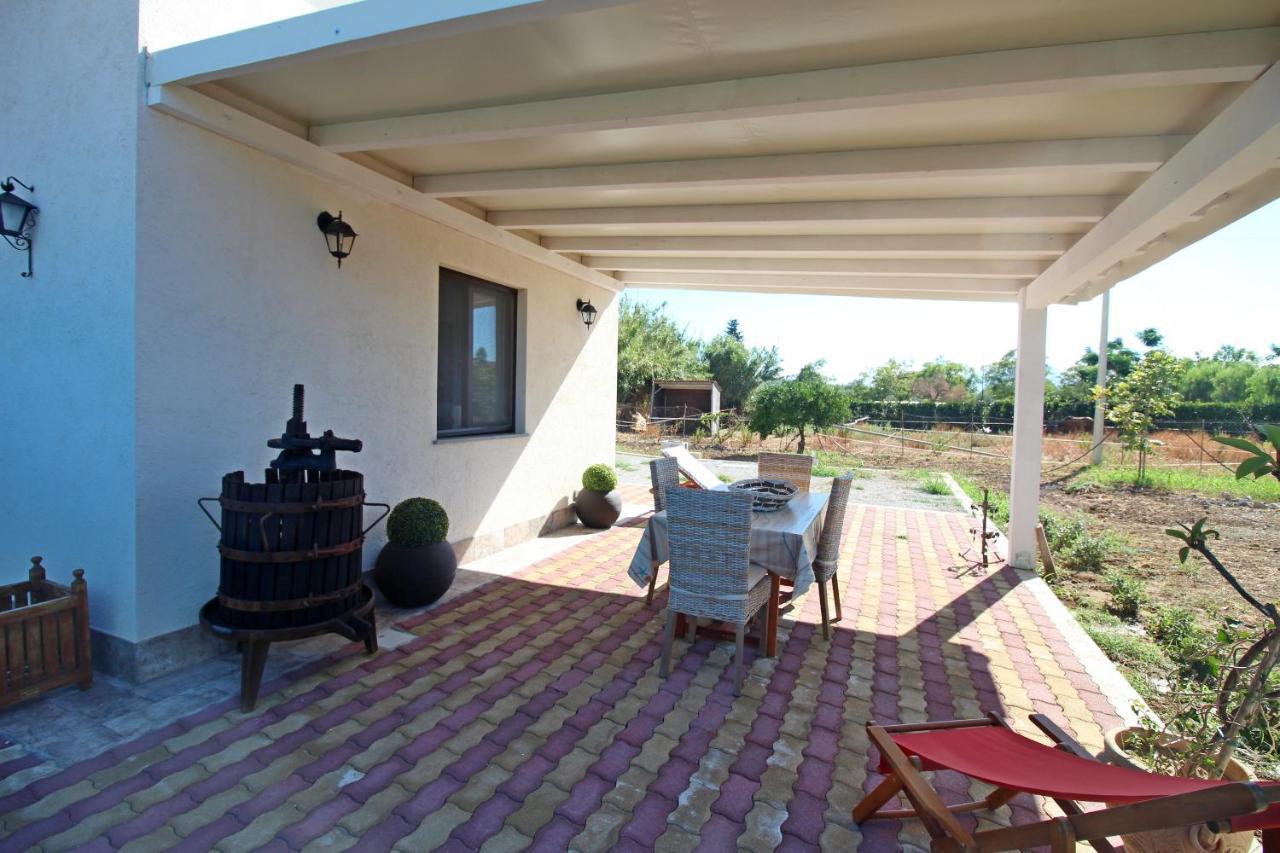 Casa Tre Noci Villa Lascari Luaran gambar